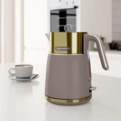 Morphy Richards Signature Opulent Gold Kettle 16 Morphy Richards Signature Opulent Gold Kettle -KitchenVibe Zone 100743 lifestyle